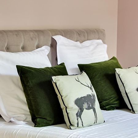 Short Stay Group Museum View Serviced Apartments Párizs Szoba fotó